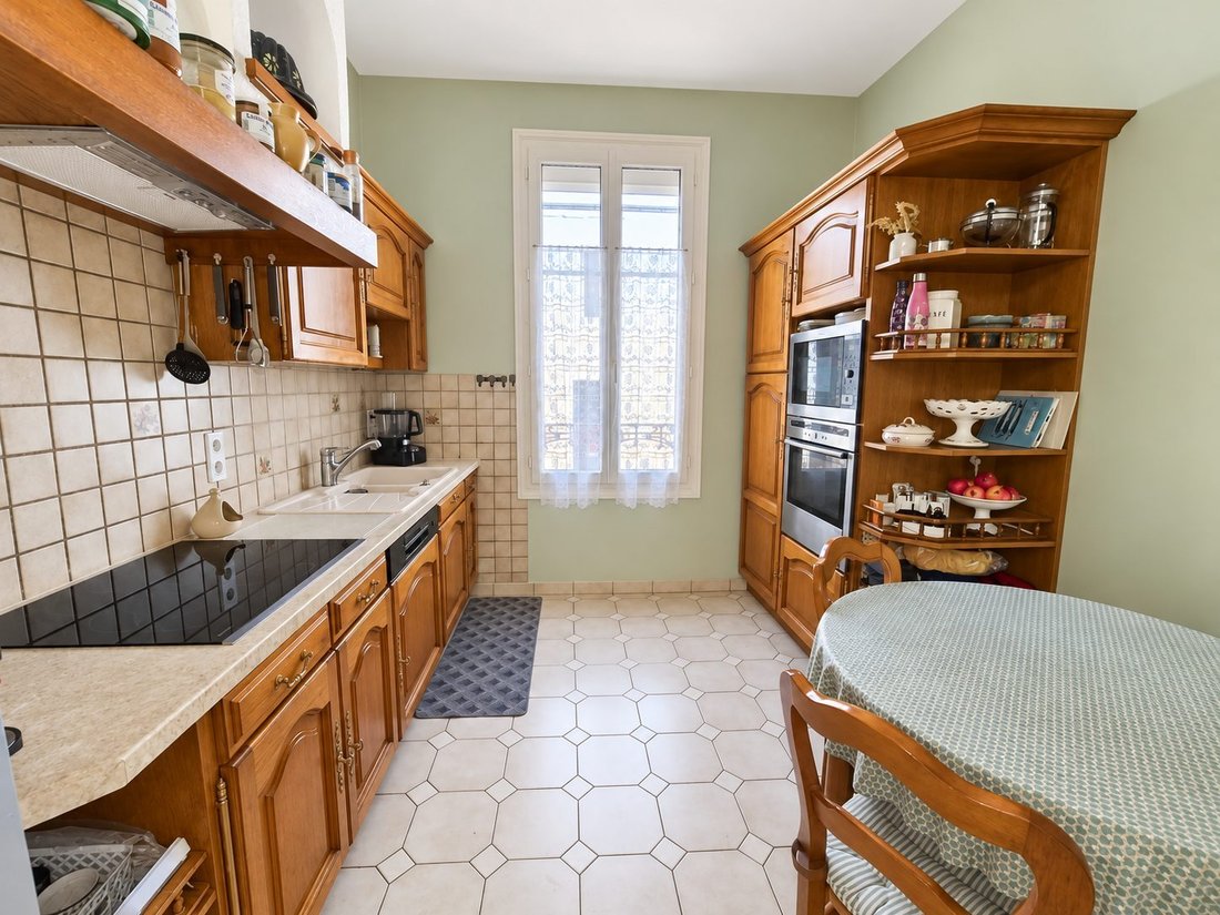House in Sanitas-Rotonde, Tours, France 4 - 18936511