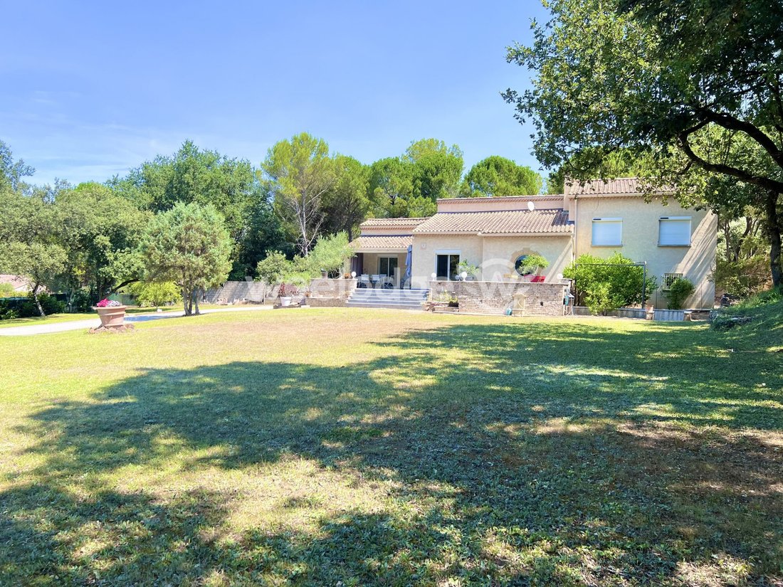 Villa in Lirac, Occitania, France 2 - 18936463