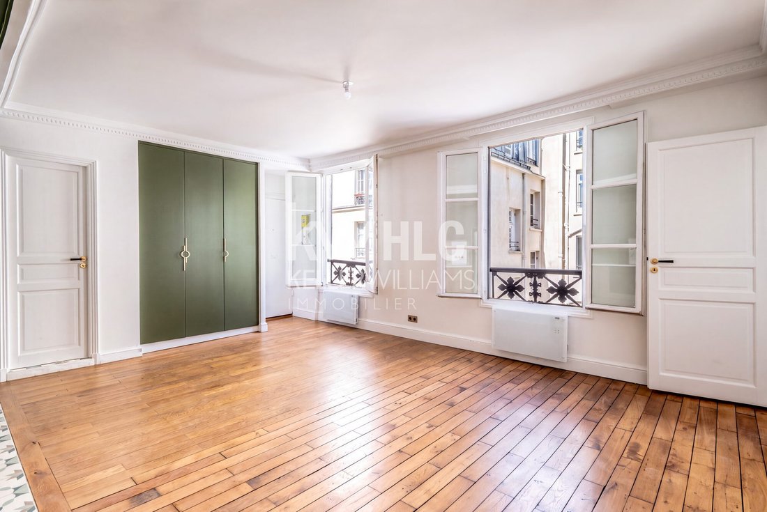 Apartment in Montorgueil-Saint Denis, Paris 2e Arrondissement, Paris 1 - 18936472