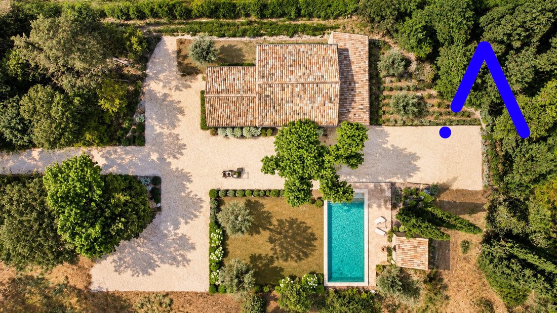 Country House in Plan-d'Orgon, Provence-Alpes-Côte d'Azur, France 3 - 18936521