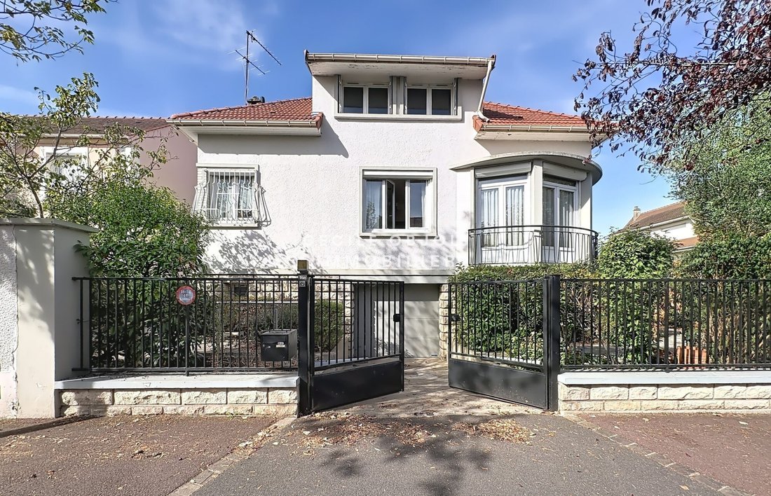 House in Peri, Joinville-le-Pont, France 1 - 18936428