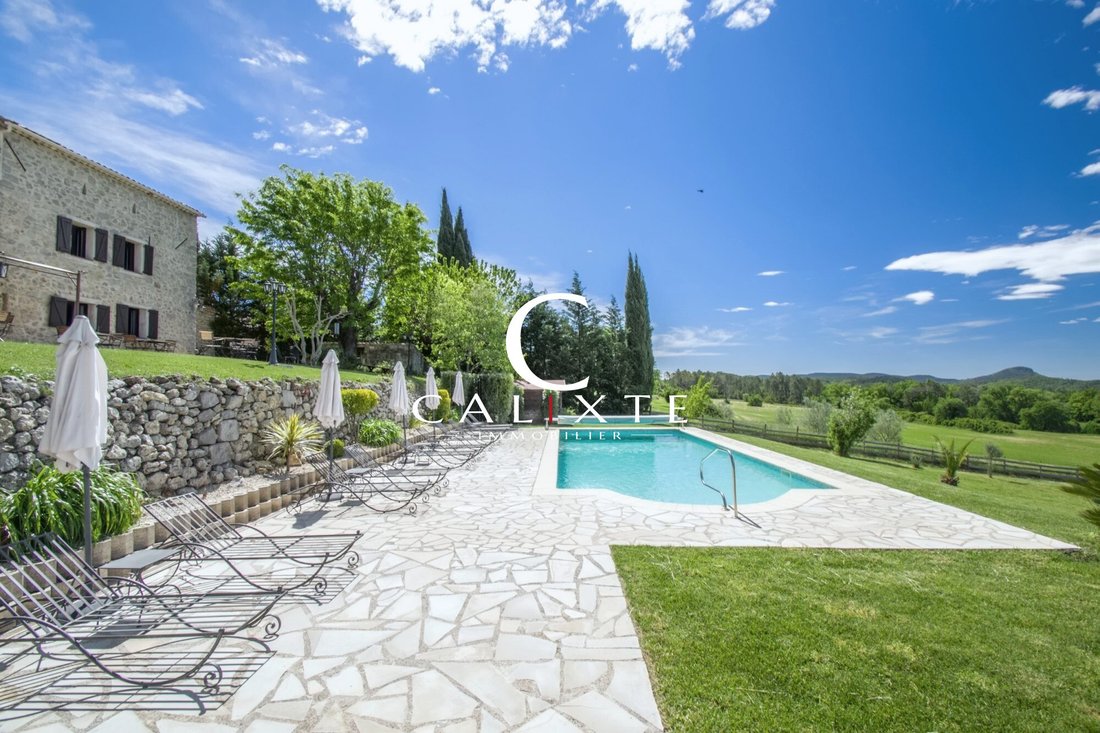 House in Fayence, Provence-Alpes-Côte d'Azur, France 2 - 18936527