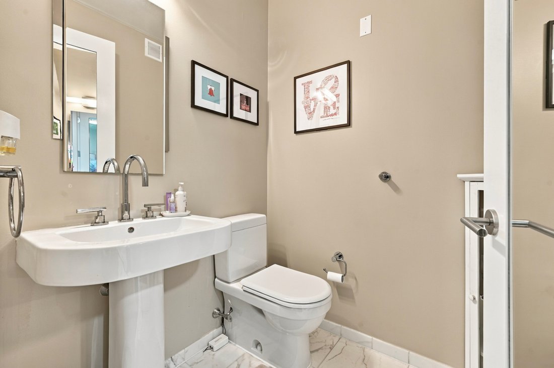 Condo in Philadelphia, Pennsylvania, United States 3 - 18936324