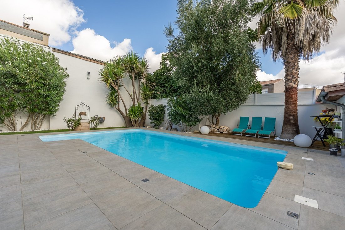 Villa in Canal Saint Martory, Frouzins, France 2 - 18936382