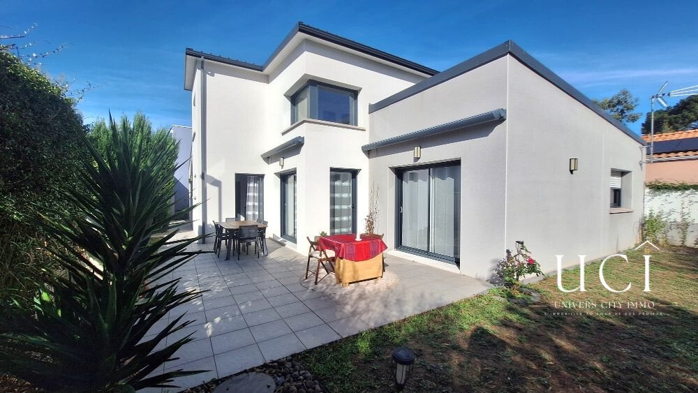 House in Sud, Les Sorinieres, France 1 - 18936445