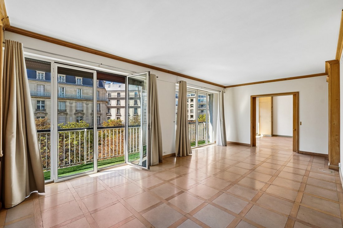 Apartment in Hoche-Friedland, Paris 8e Arrondissement, Paris 3 - 18936325
