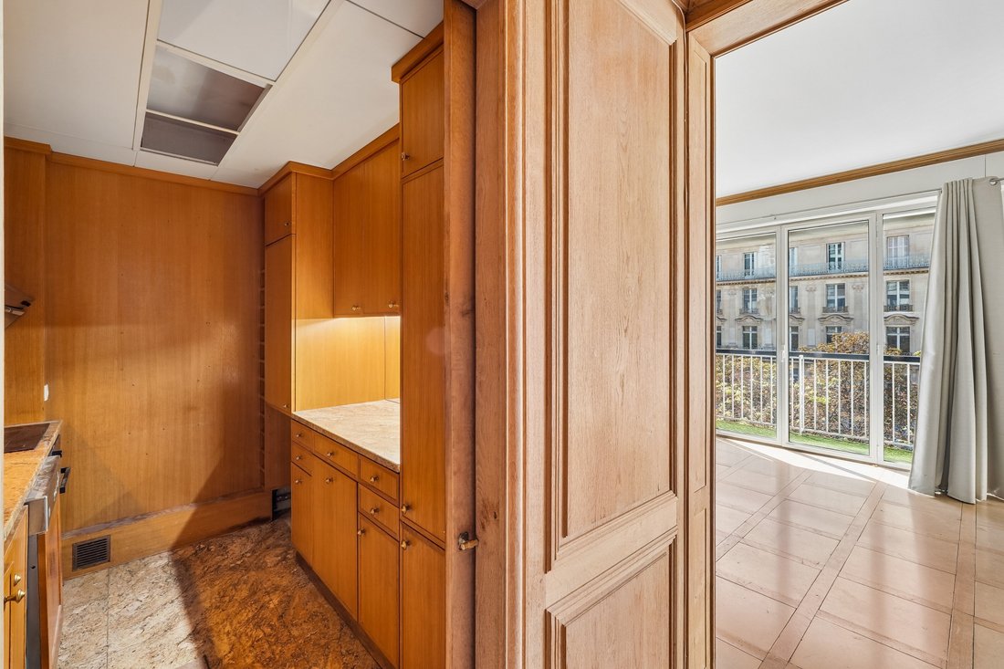 Apartment in Hoche-Friedland, Paris 8e Arrondissement, Paris 4 - 18936325