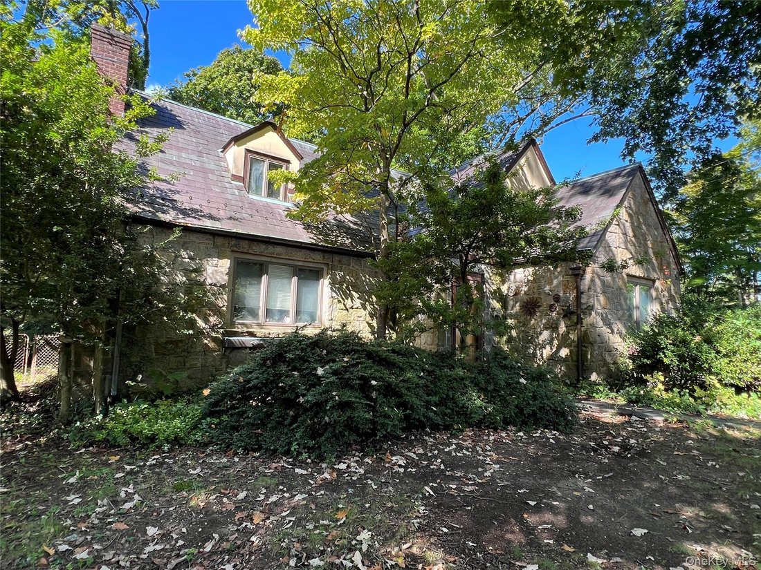 House in Port Washington, New York, United States 3 - 18936322