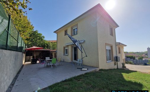 House in Decines-Charpieu, Auvergne-Rhône-Alpes, France 1