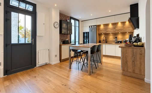 Apartment in Chedal Anglay, La Garenne-Colombes, France 1
