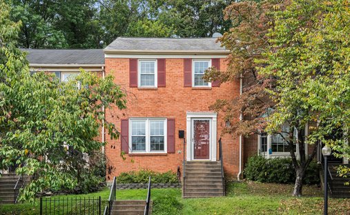 Townhouse in Pimmit Hills, Virginia, United States 1