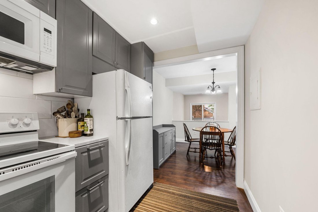 Townhouse in Arlington, Virginia, United States 4 - 18936642
