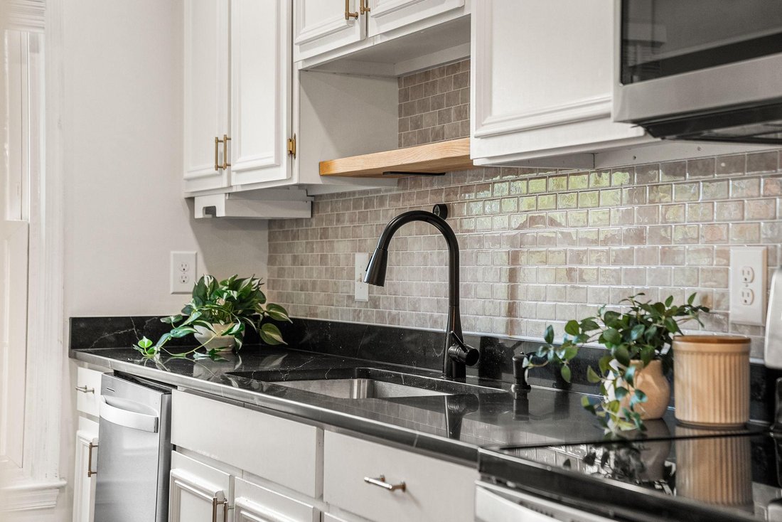 Townhouse in Pimmit Hills, Virginia, United States 4 - 18936650
