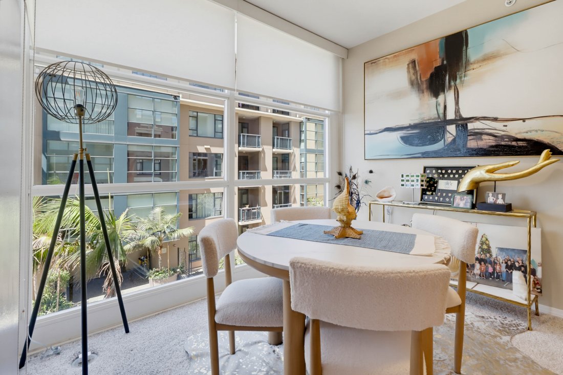 Condo in San Diego, California, United States 3 - 18936626