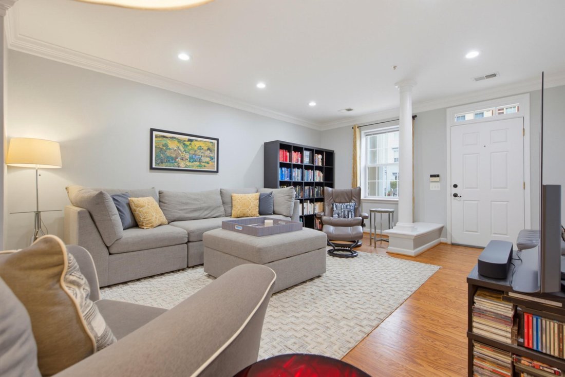 Townhouse in Alexandria, Virginia, United States 4 - 18936639