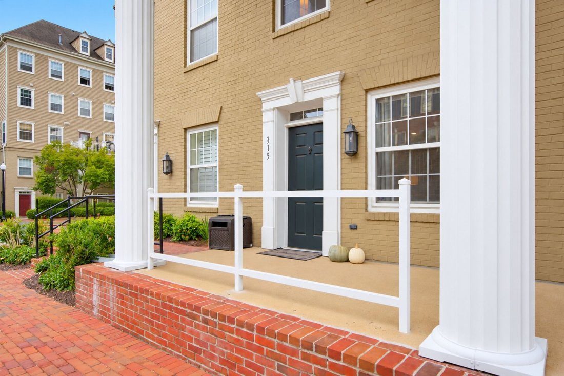 Townhouse in Alexandria, Virginia, United States 2 - 18936639