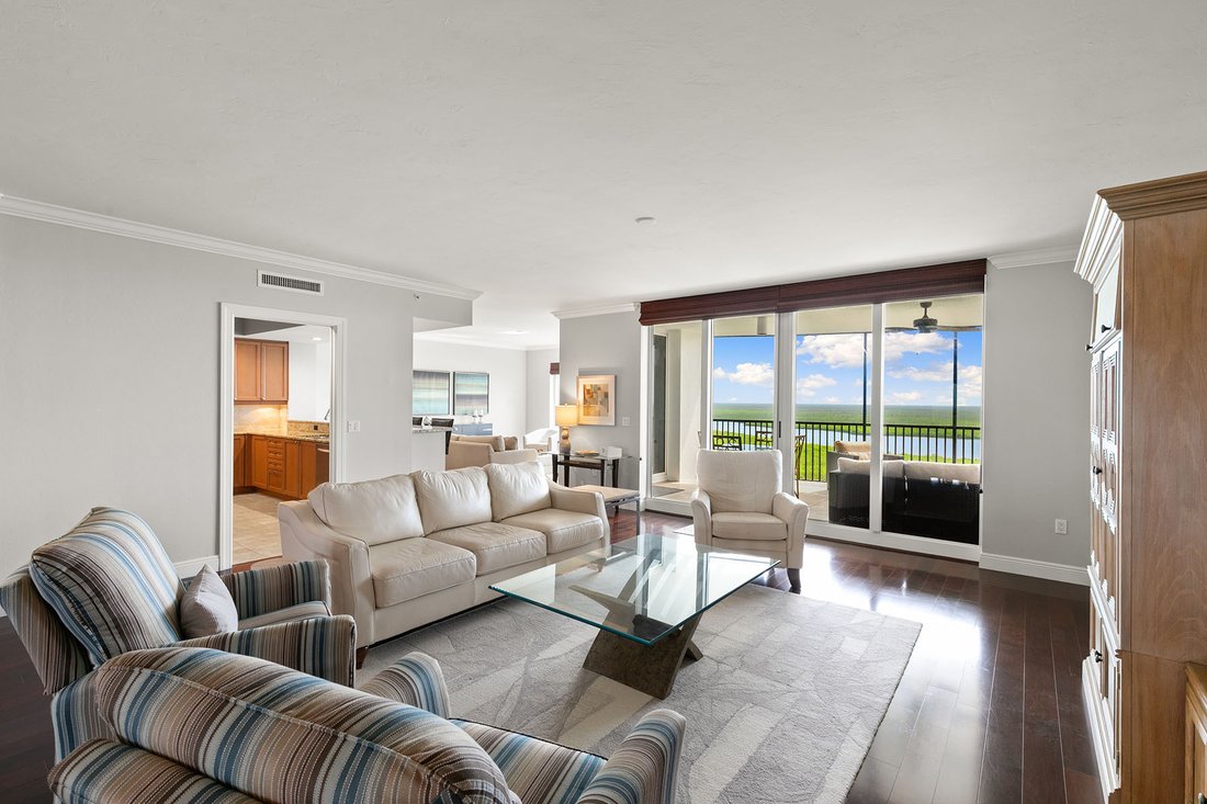 Condo in Naples, Florida, United States 4 - 18936635