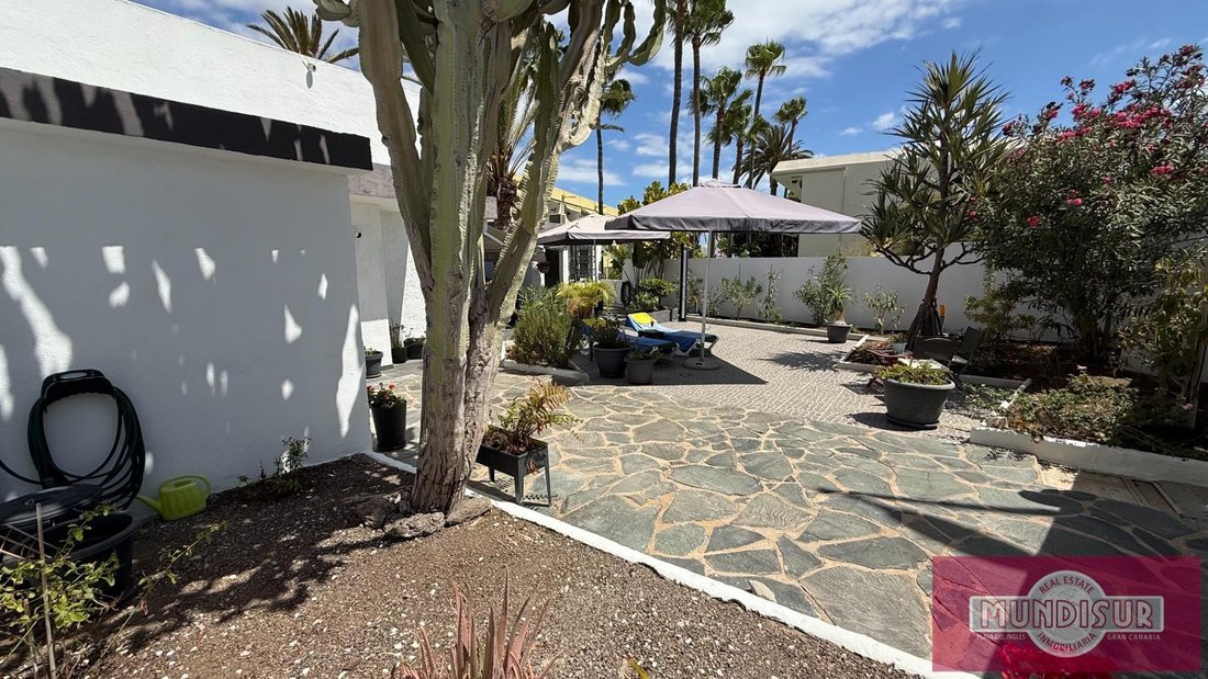 Bungalow in San Bartolome de Tirajana, Canary Islands, Spain 2 - 18936948