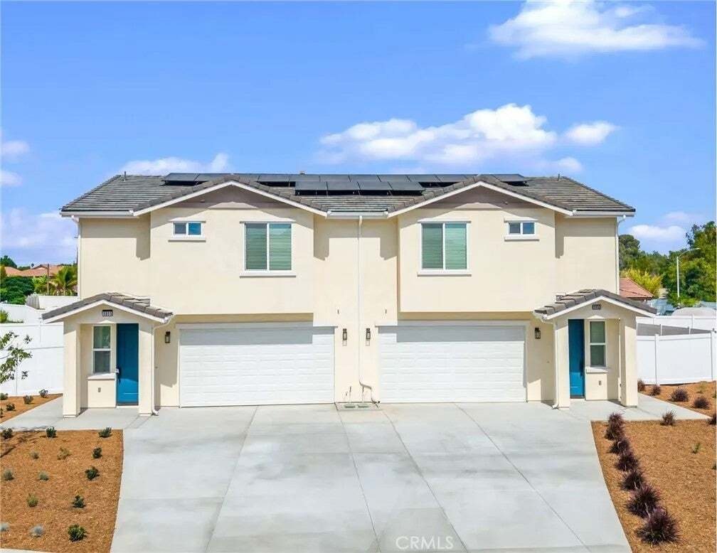 Townhouse in Riverside, California, United States 2 - 18937174