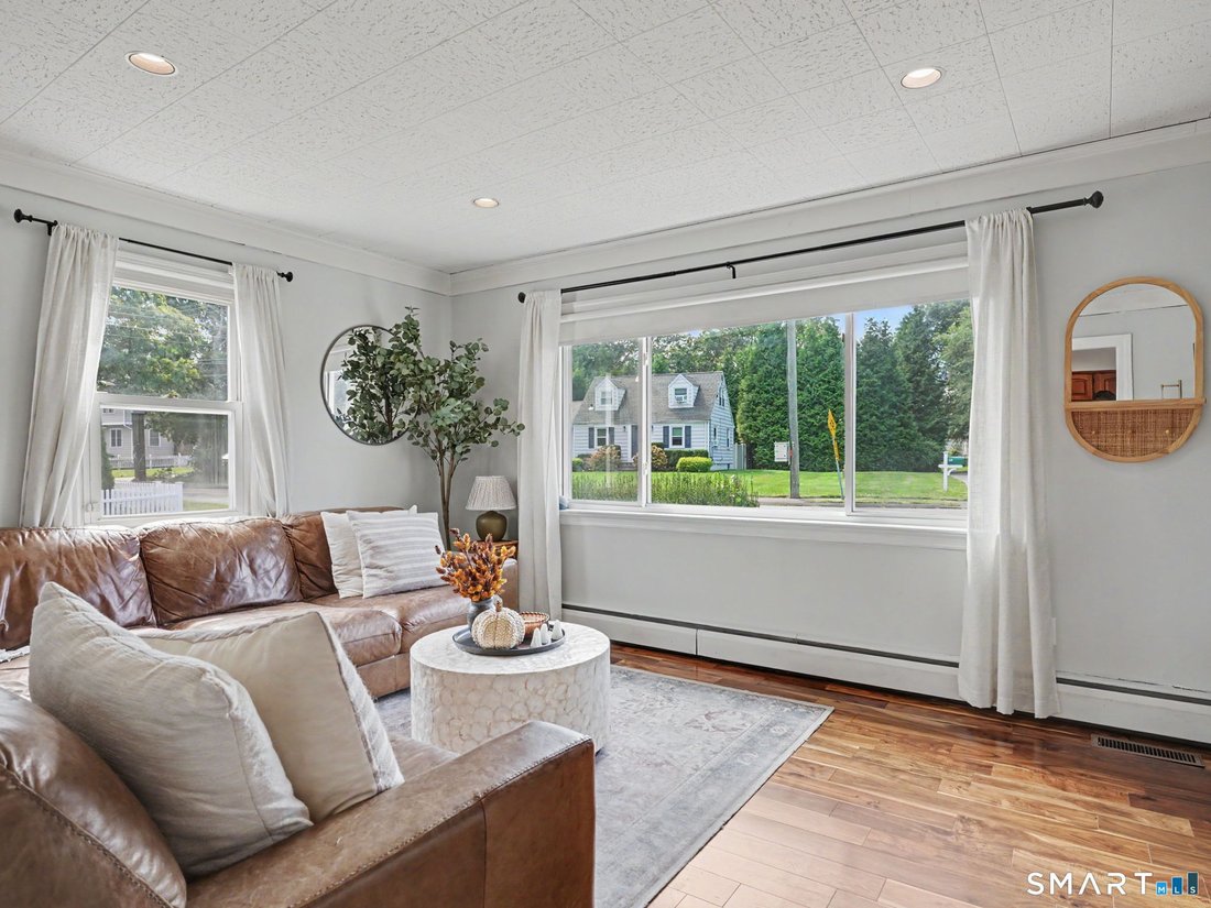 House in Norwalk, Connecticut, United States 2 - 18936680