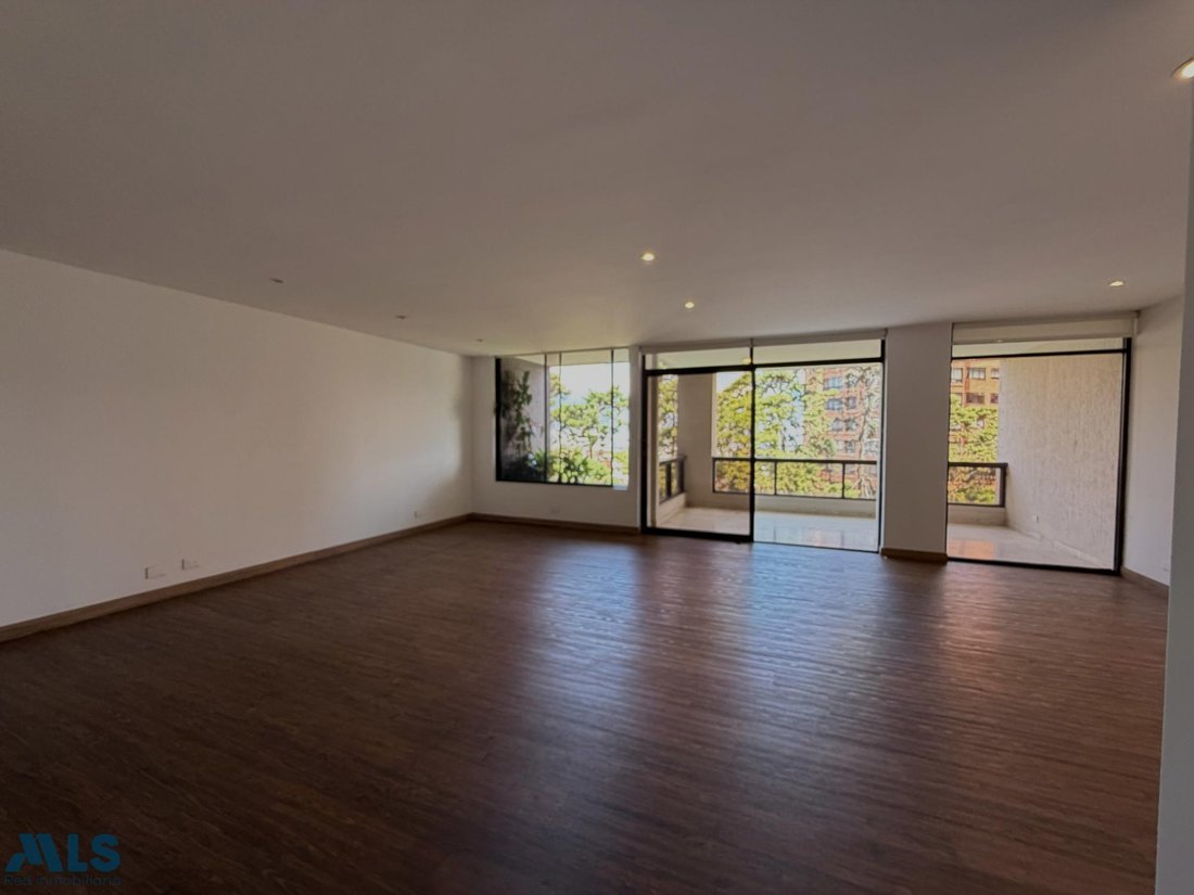 Apartment in Medellín, Antioquia, Colombia 1 - 18937434