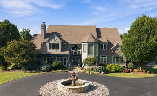 House in Loveland, Ohio, United States 1