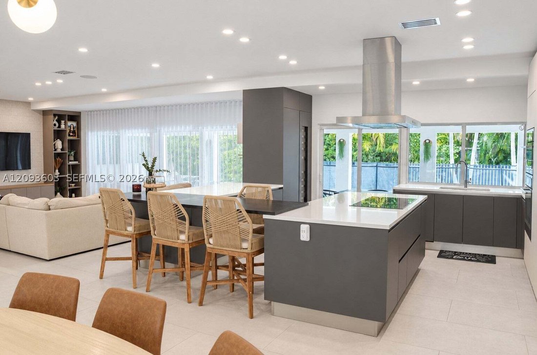 House in Doral, Florida, United States 4 - 18937032