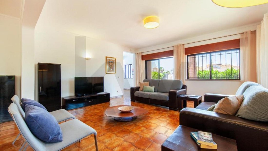 Townhouse in Olhos de Agua, Algarve, Portugal 4 - 18937638