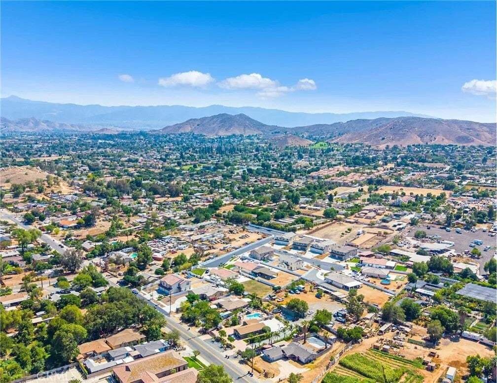 Townhouse in Riverside, California, United States 4 - 18937165