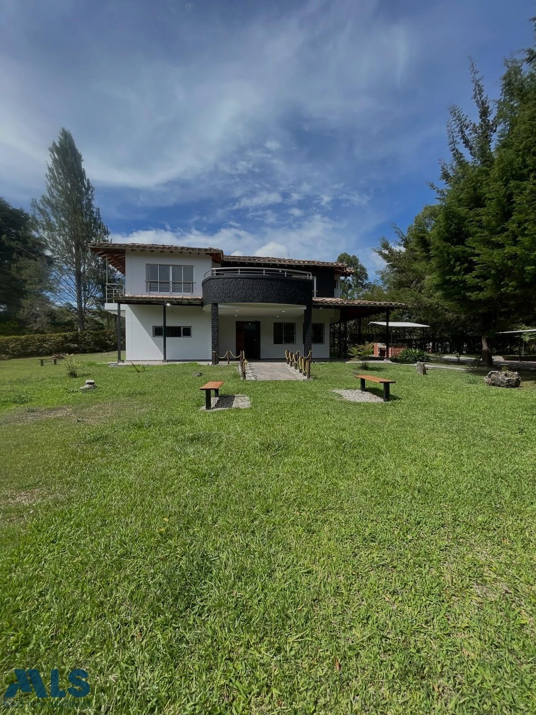 House in El Carmen de Viboral, Antioquia, Colombia 1 - 18937435