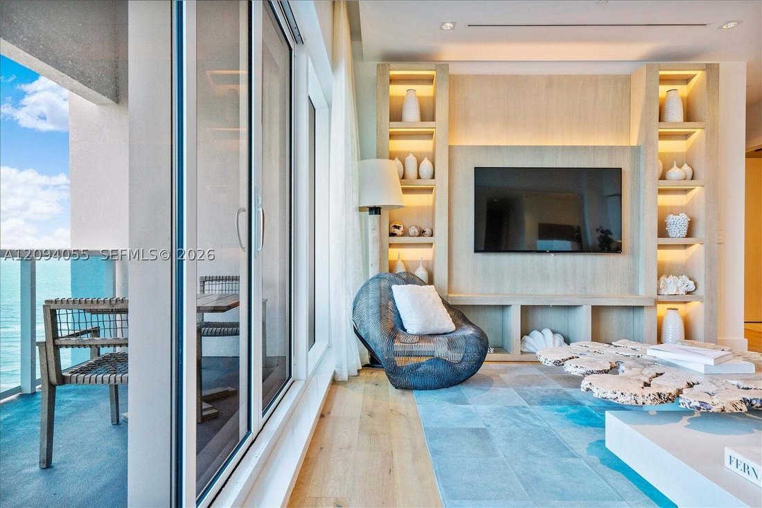Condo in Miami Beach, Florida, United States 5 - 18937011