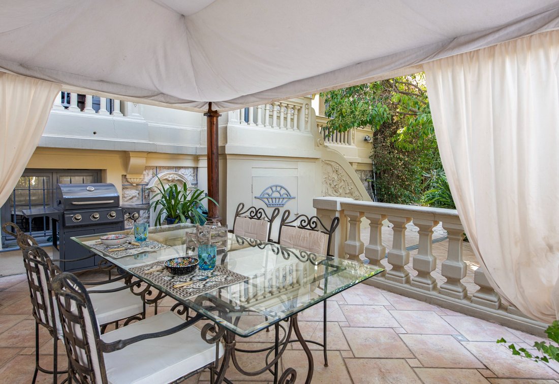 Townhouse in Chambrun, Nice, France 2 - 18936659