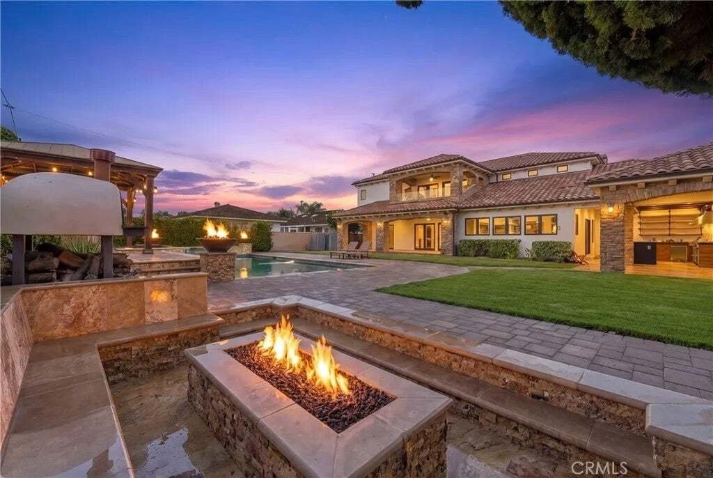 Condo in Downey, California, United States 3 - 18934670
