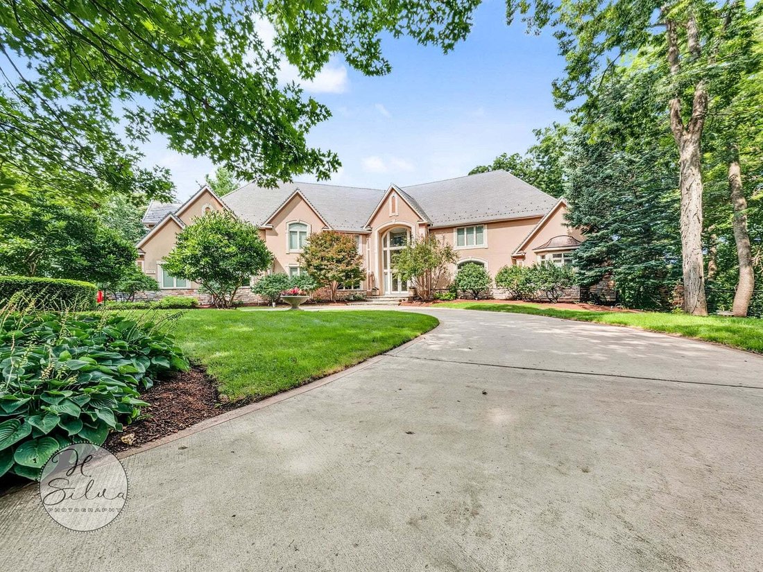 House in Woodstock, Illinois, United States 1 - 18937240