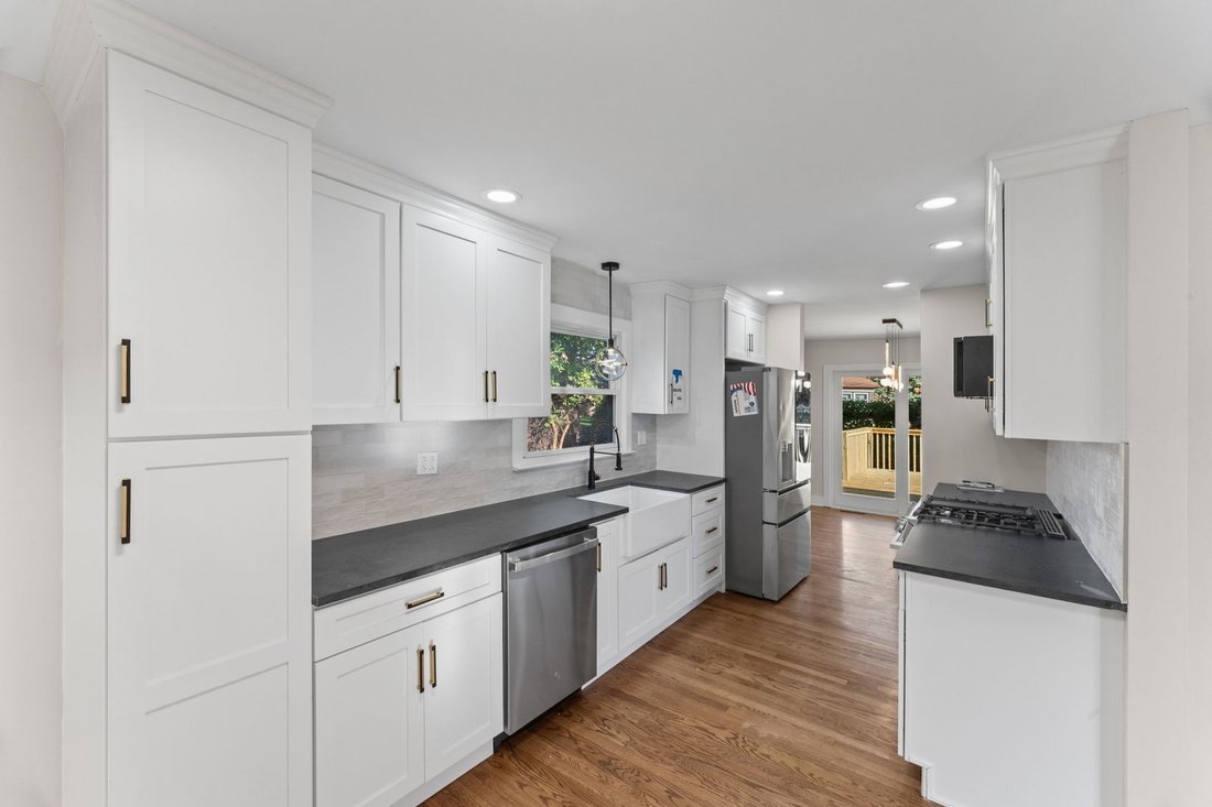 House in Des Plaines, Illinois, United States 5 - 18937239