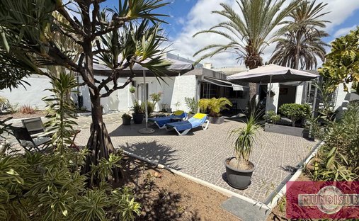Bungalow in San Bartolome de Tirajana, Canary Islands, Spain 1