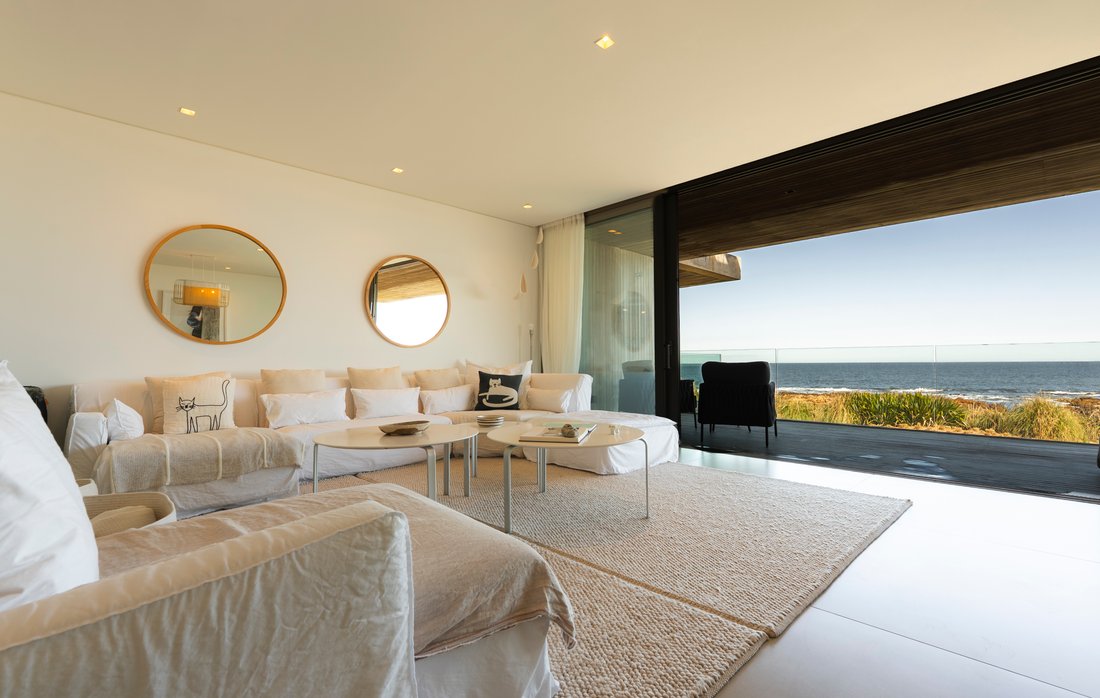 Apartment in La Barra, Maldonado Department, Uruguay 2 - 18324902
