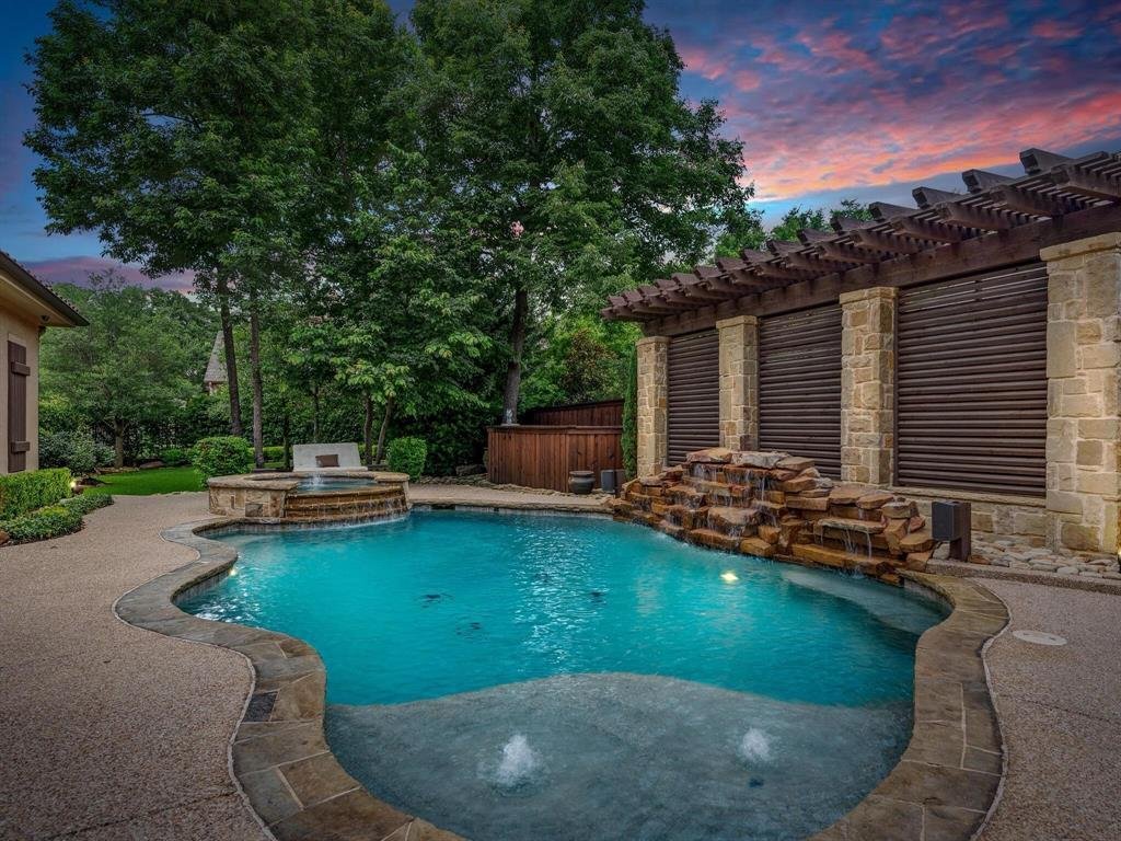 House in Grapevine, Texas, United States 4 - 18937027