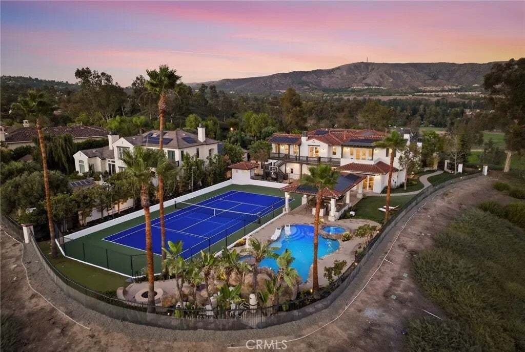 House in Tustin, California, United States 1 - 18937229