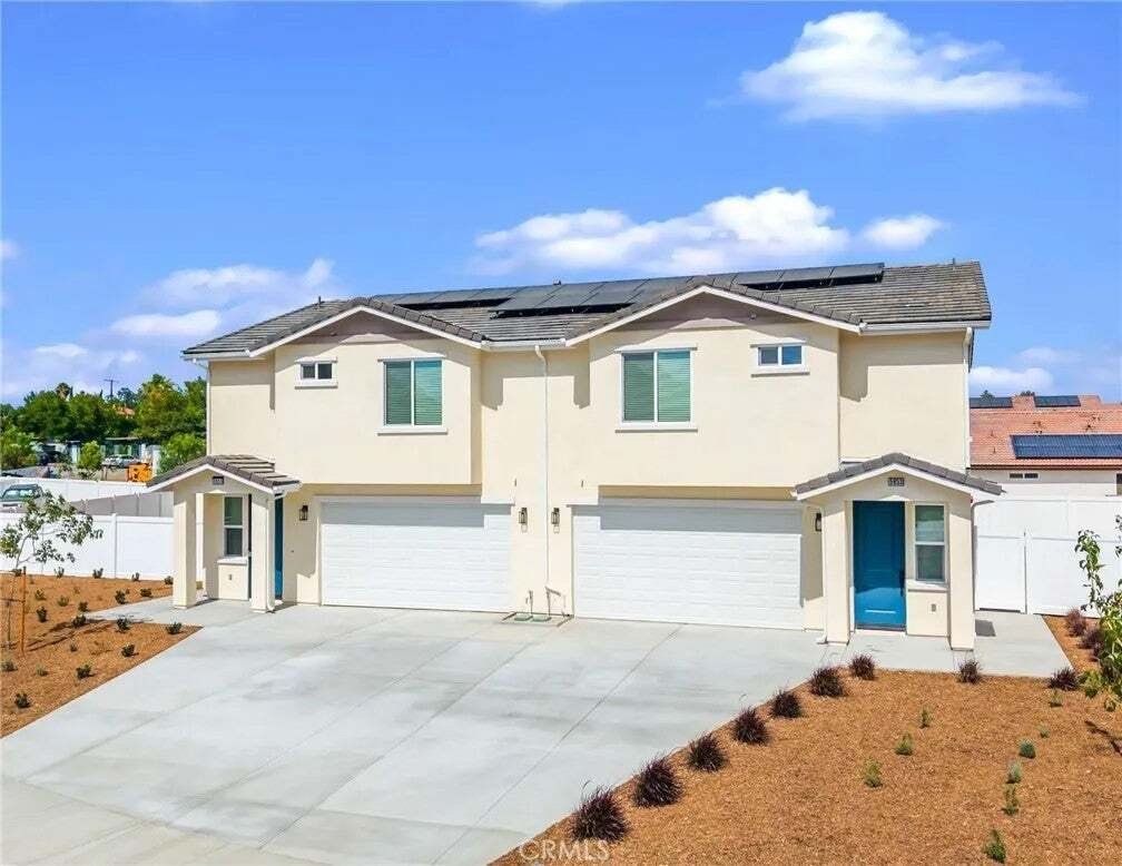 Townhouse in Riverside, California, United States 3 - 18937174