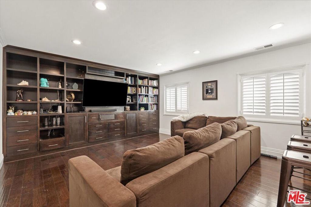 House in Los Angeles, California, United States 5 - 18936755