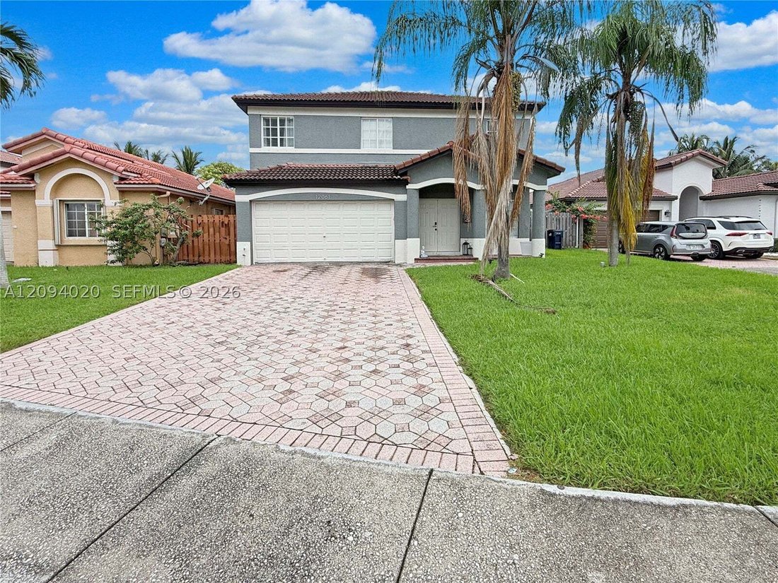 House in West Miami, Florida, United States 2 - 18937018