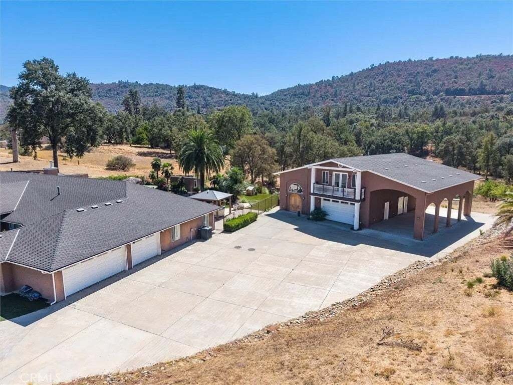 House in Oakhurst, California, United States 5 - 18937178