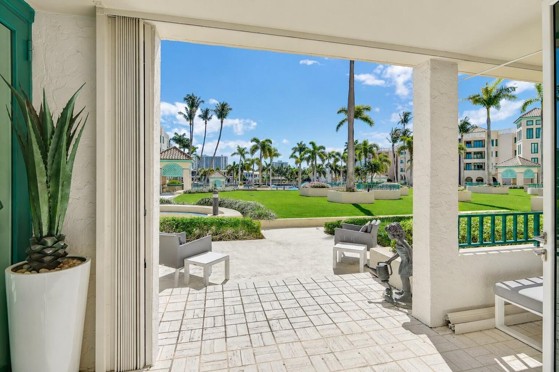 Condo in Boca Raton, Florida, United States 4 - 18936995