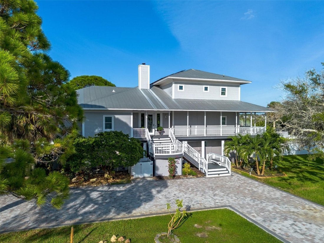 House in Tarpon Springs, Florida, United States 3 - 18937093