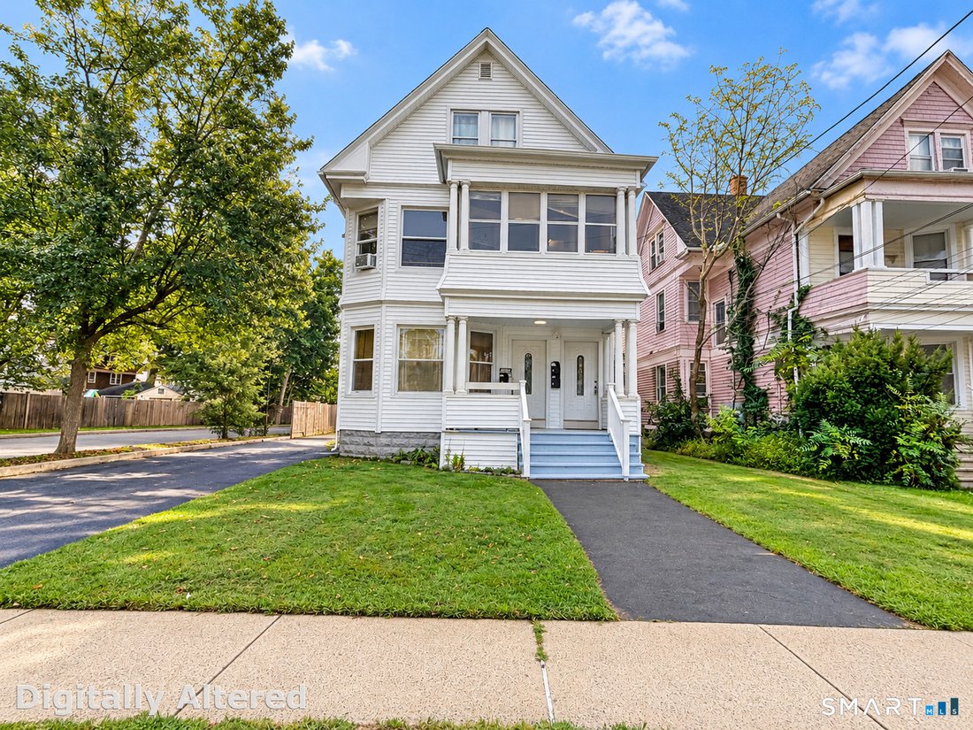 West Haven, Connecticut, United States 1 - 18937258