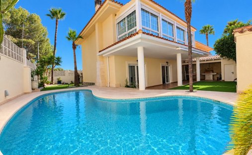 Chalet in l'Albir, l'Alfas del Pi, Valencian Community 1