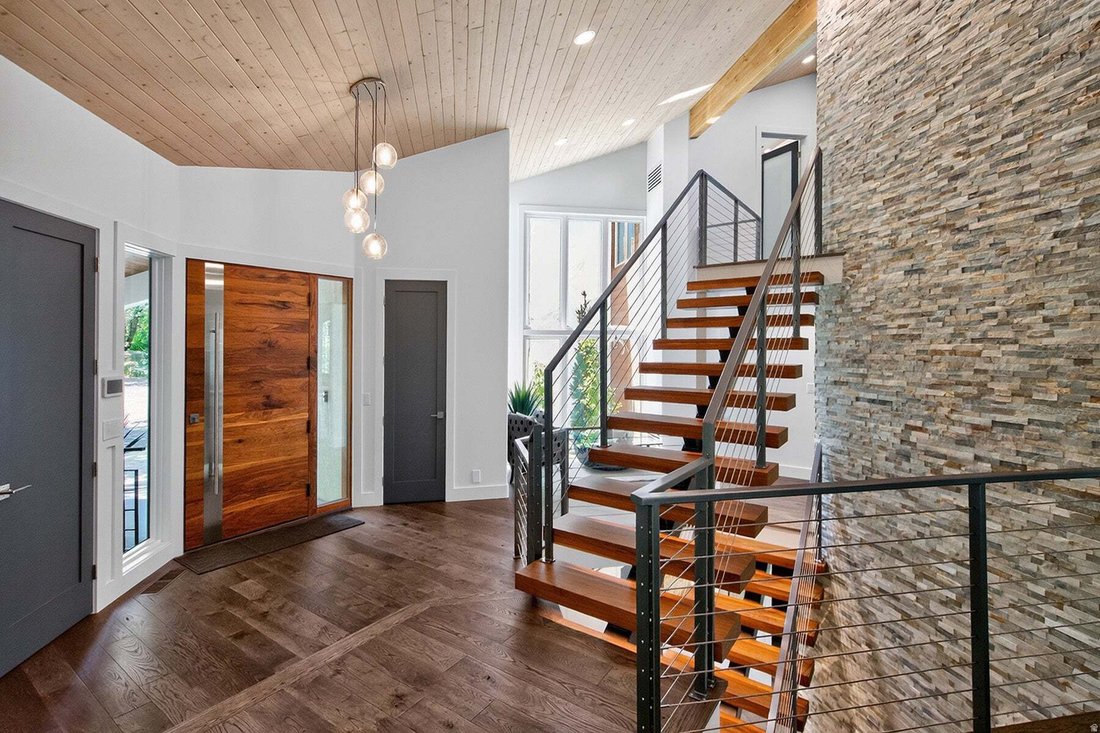 House in Sandy, Utah, United States 5 - 18936851