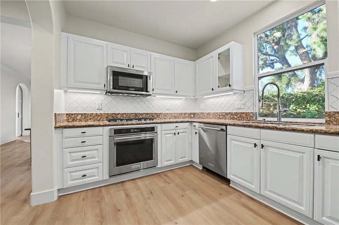 House in Irvine, California, United States 4 - 18937227
