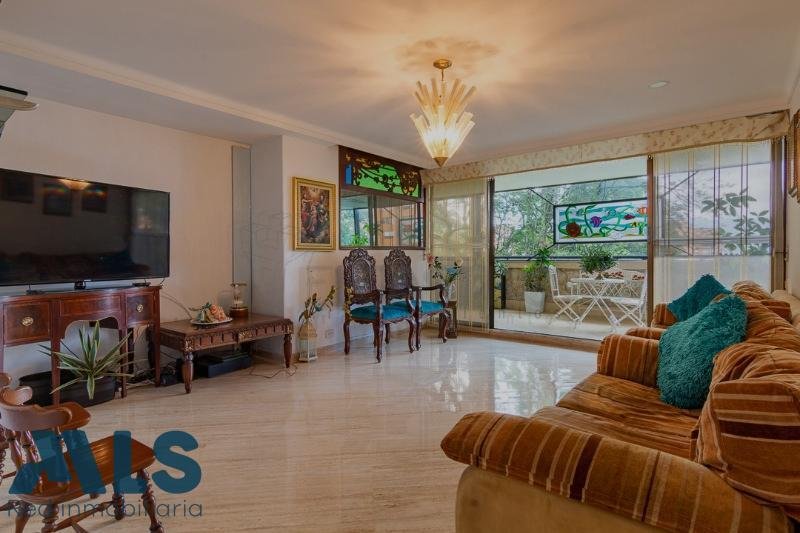 Apartment in Medellín, Antioquia, Colombia 3 - 18937459